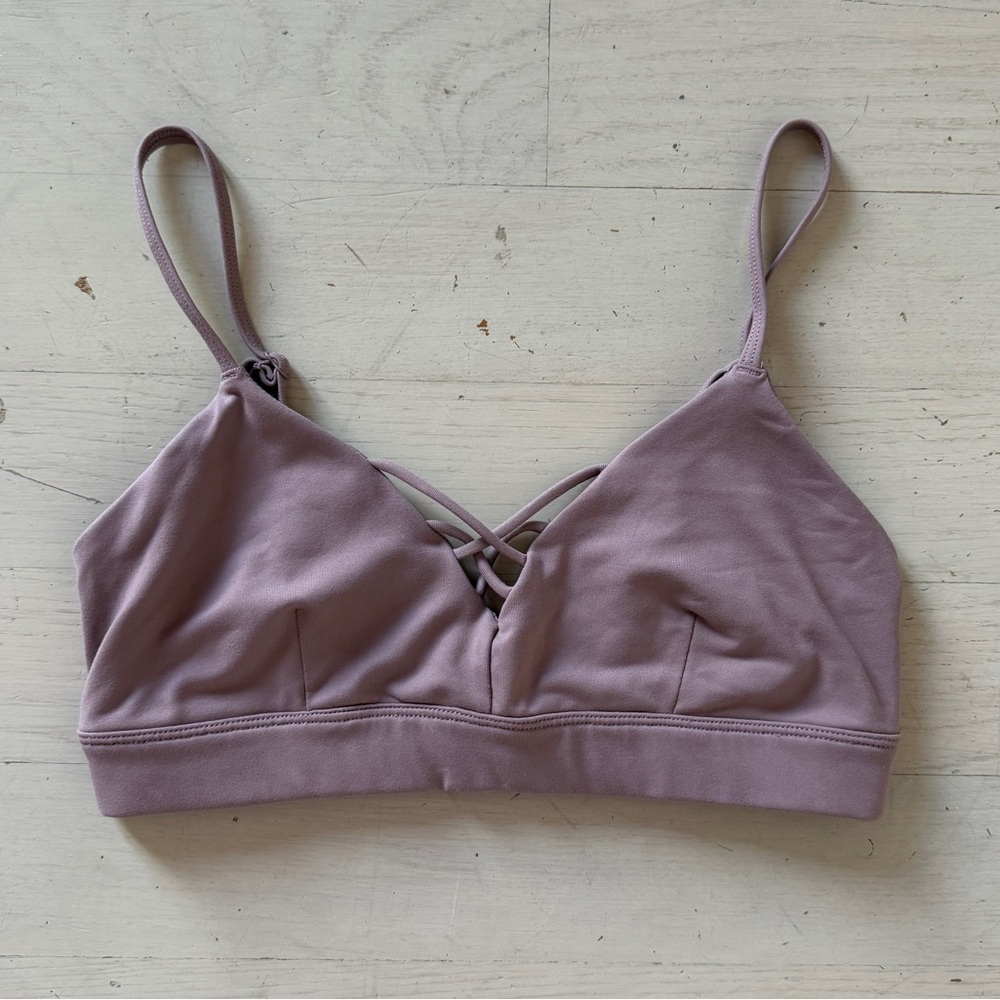 Alo Mauve Criss-Cross Sports Bra